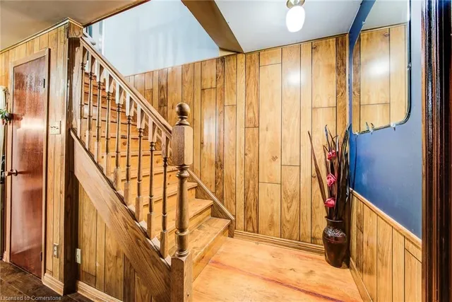 Additional image 25 of 170 Martinglen Cres