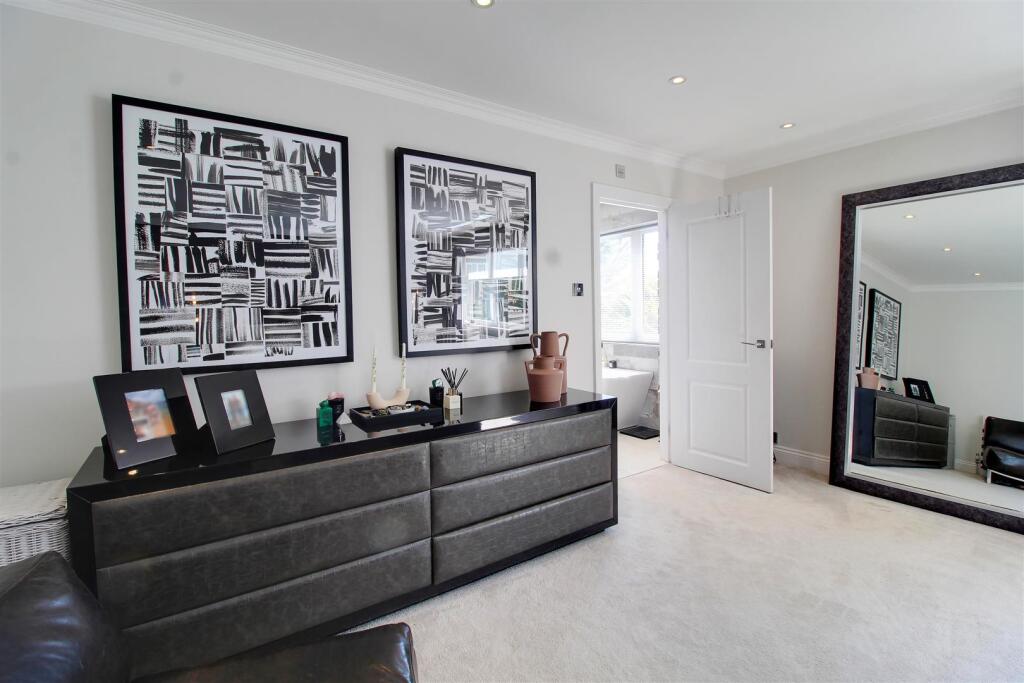 Additional image 24 of The Grove, Brookmans Park