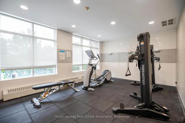 Additional image 31 of 2325 Central Park Dr Unit 1112