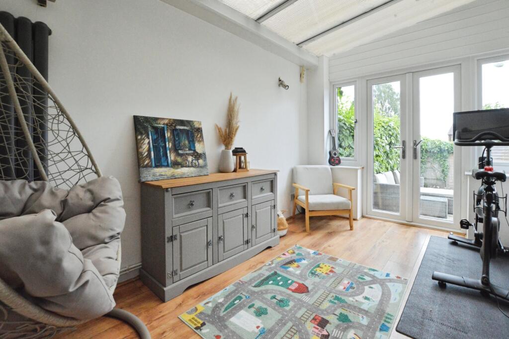 Additional image 11 of Vicarage Gardens, Flamstead, AL3