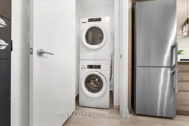 Additional image 14 of 212 King William St Unit 513