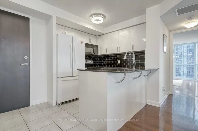 Additional image 4 of 5791 Yonge St Unit 1602