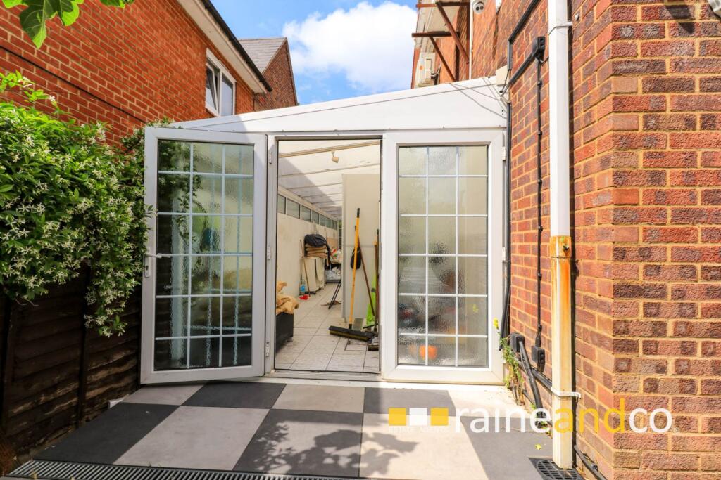 Additional image 35 of St Albans Road West, Hatfield