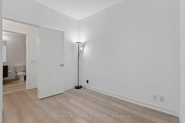 Additional image 29 of 120 Parliament St Unit 620