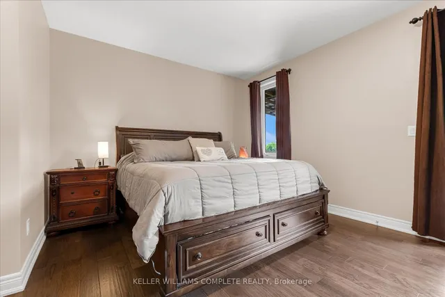 Additional image 22 of 180 Mother's St