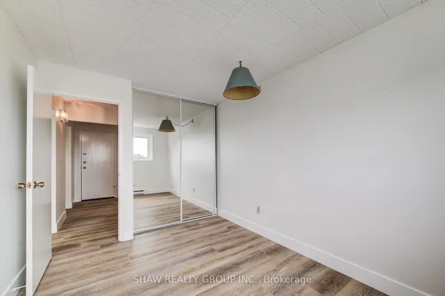 Additional image 39 of 75 Hazelglen Dr Unit 302