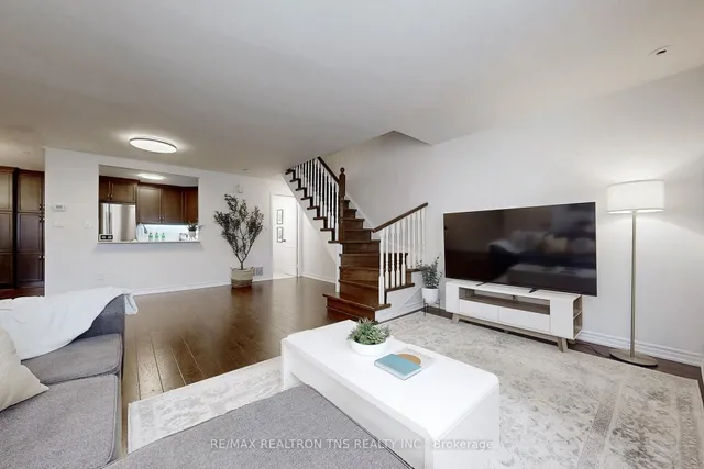 Additional image 6 of 108 Finch Ave Unit C11