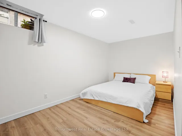 Additional image 34 of 55 Summerhill Cres