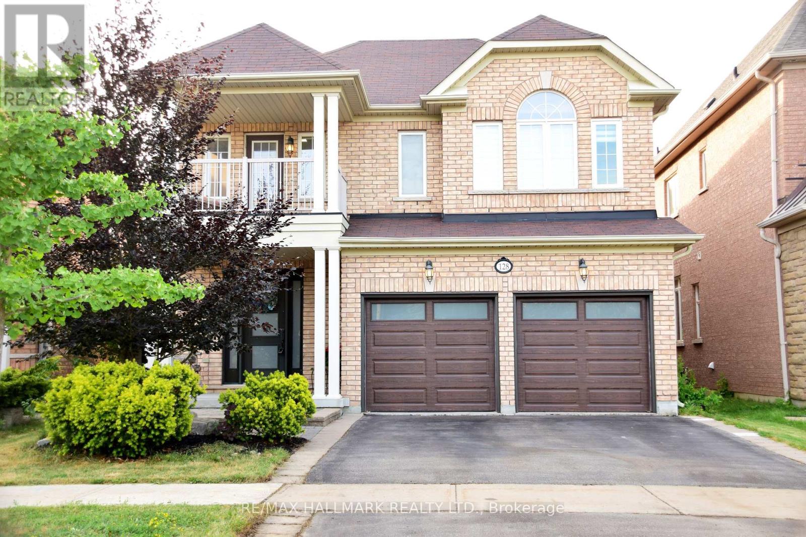 128 WOLF CREEK CRESCENT|Vaughan (Patterson), Ontario L6A4C1