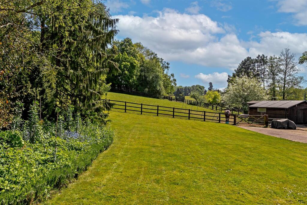 Additional image 29 of Reynards Road, Welwyn