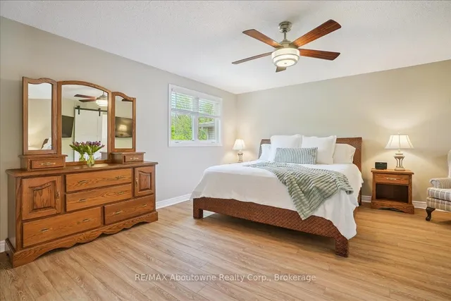 Additional image 23 of 559 Wallace St