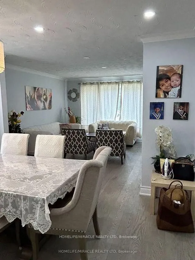 Additional image 4 of 17 Montvale Dr