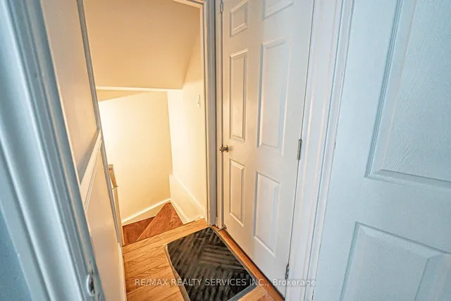 Additional image 30 of 18 Merrickville Way