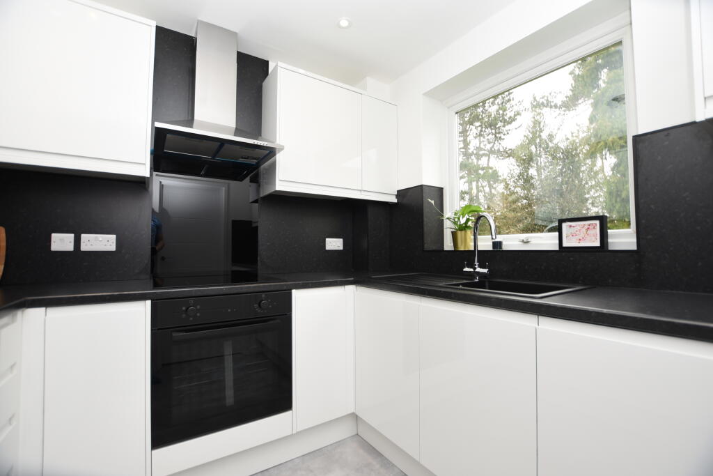 Additional image 5 of Old Rectory Close, Harpenden