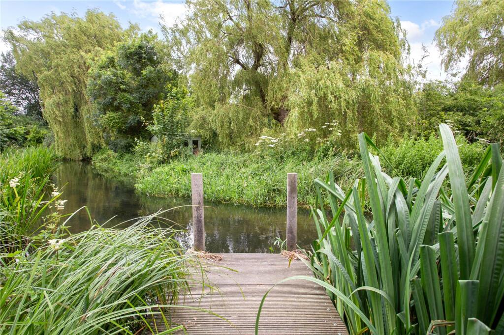 Additional image 22 of Ash Grove, Wheathampstead, St. Albans, Hertfordshire, AL4