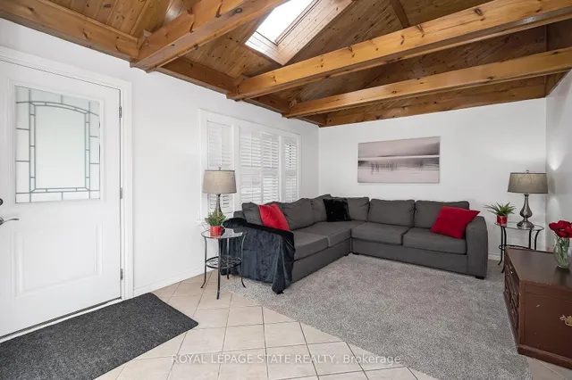 Additional image 40 of 100 Munn St