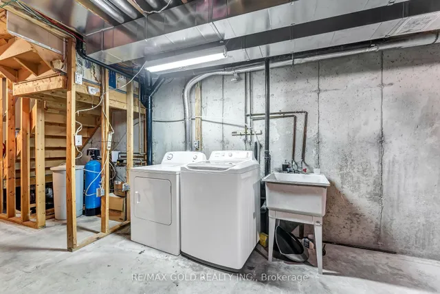 Additional image 9 of 90 Mooregate Cres Unit 34