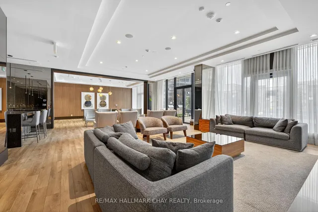 Additional image 5 of 4208 Dundas St Unit 522