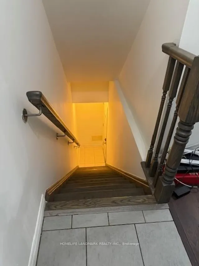 Additional image 9 of 15 Heron Park Pl Unit 14