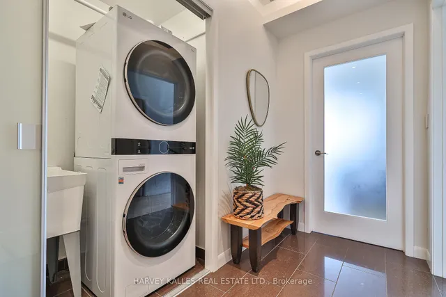 Additional image 42 of 205 Frederick St Unit 1201