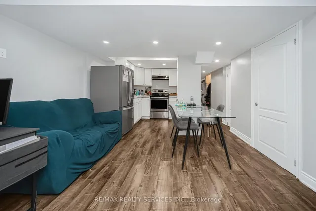 Additional image 43 of 15 Ebury Dr