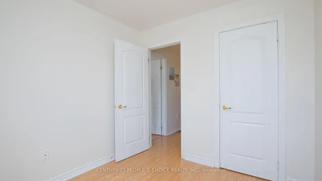 Additional image 35 of 74 EASTVIEW Gate