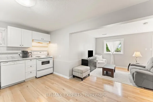 Additional image 41 of 56 Steepleridge St