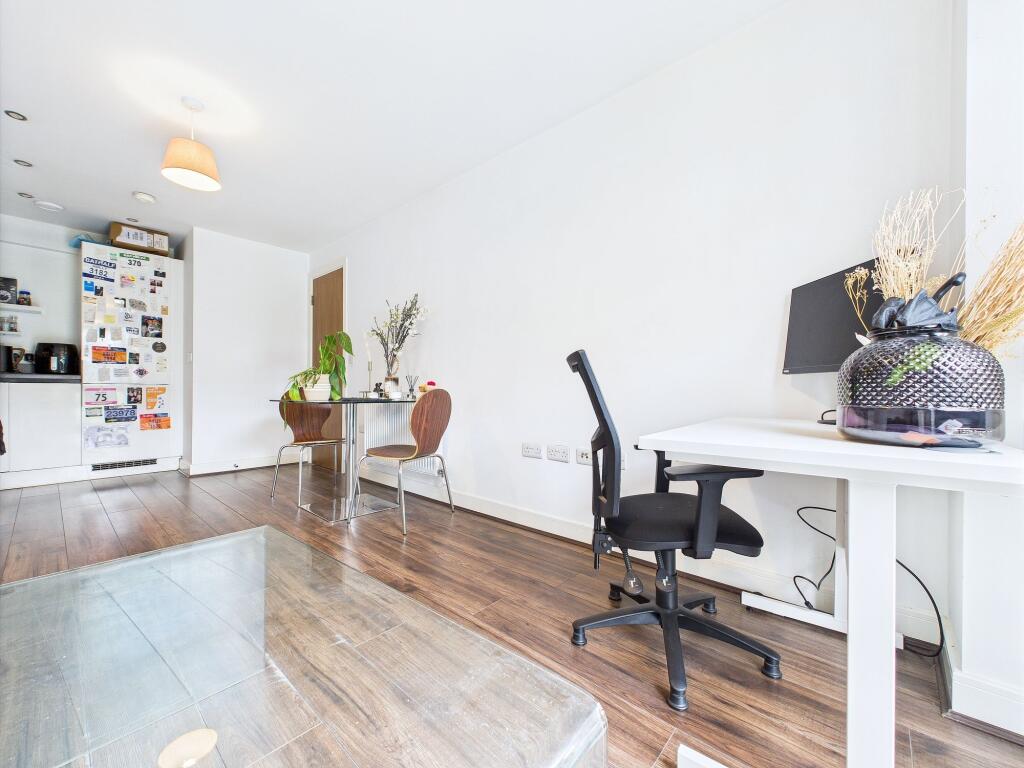 Additional image 7 of Lombard Street, Fabrick Square, B12