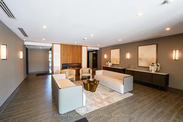 Additional image 7 of 470 Dundas St Unit 416