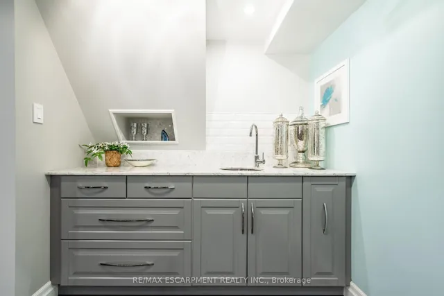 Additional image 34 of 5195 Cedarbook Cres