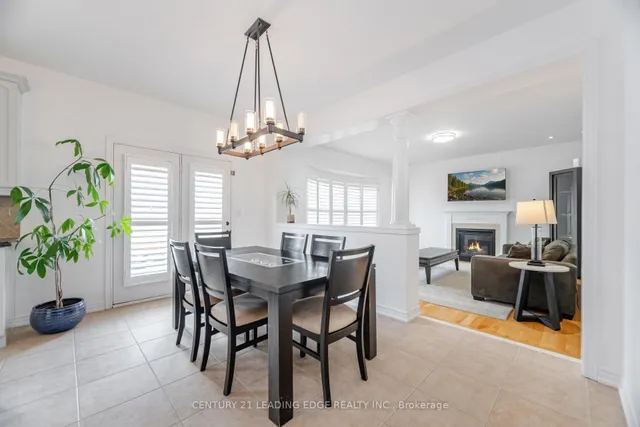 Additional image 10 of 34 Royal Links Circ