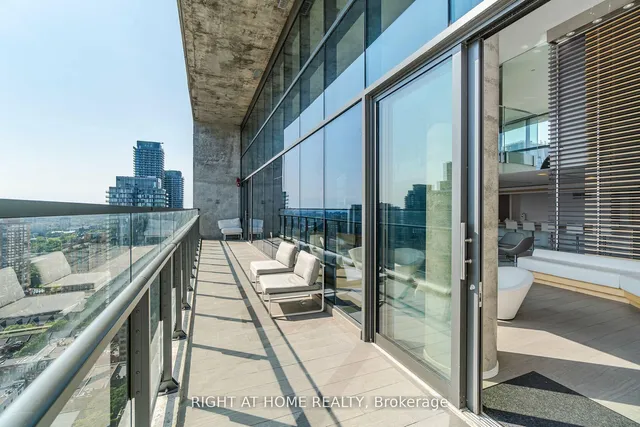 Additional image 27 of 45 Charles St Unit 3910