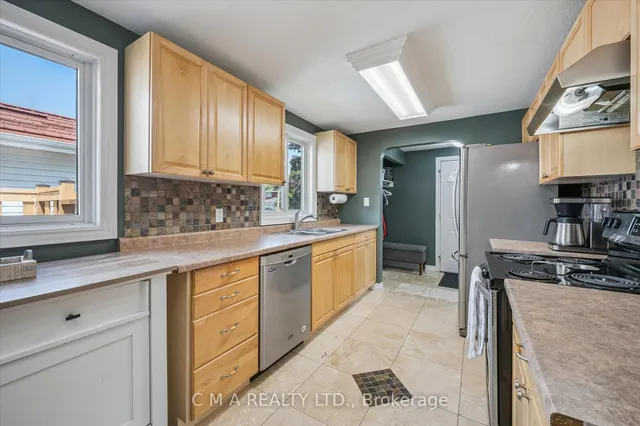 Additional image 7 of 61 Rolling Meadows Dr