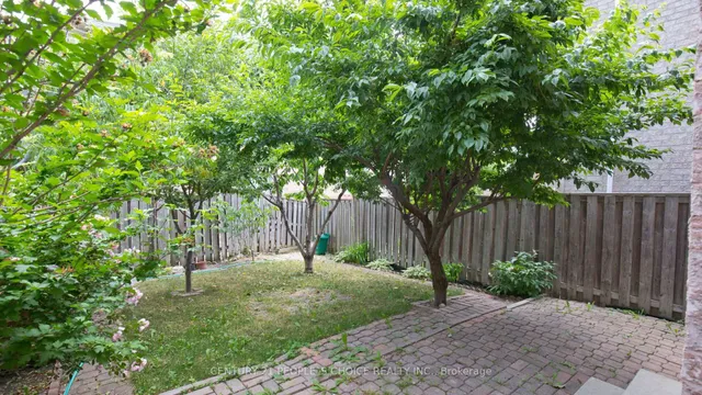 Additional image 42 of 74 EASTVIEW Gate