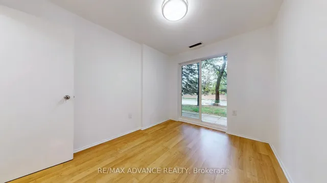 Additional image 26 of 165 Cherokee Blvd Unit 121