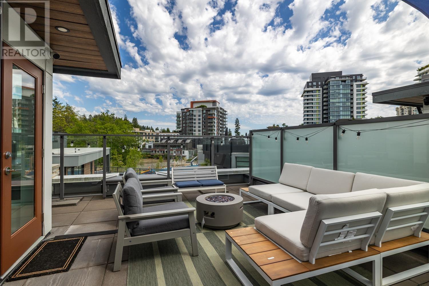 238 2060 CURLING ROAD|North Vancouver, British Columbia V7P0E1