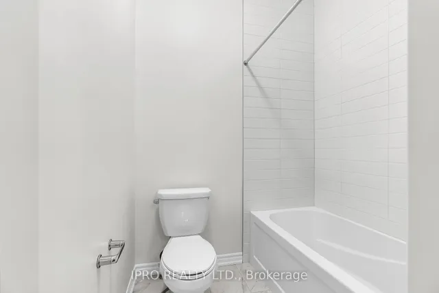 Additional image 33 of 372 Bergamot Ave