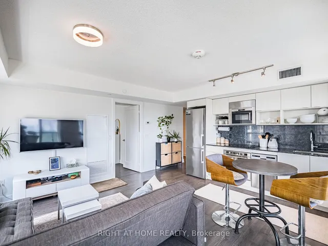 Additional image 11 of 7 Mabelle Ave Unit 1409