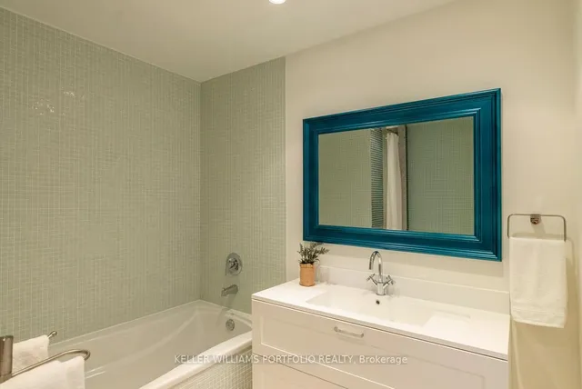 Additional image 21 of 301 Markham St Unit 806