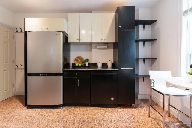 Additional image 6 of 569 Greenwood Ave