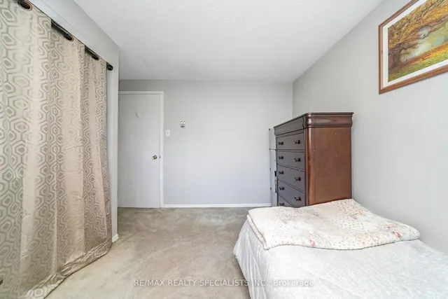 Additional image 34 of 30 Hardcastle Crt