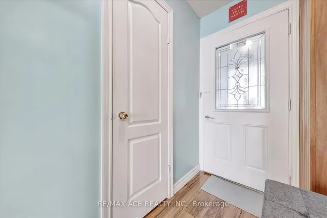 Additional image 9 of 88 Courtleigh Sq