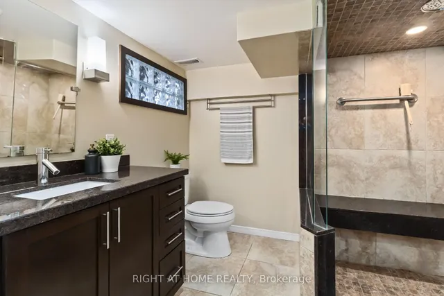 Additional image 37 of 7 Brenda Ave