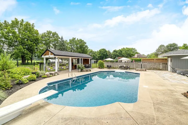 房产图片 45 - 10 Meander Clse