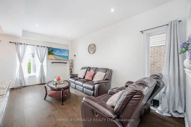 Additional image 17 of 24 Kingsborough Dr