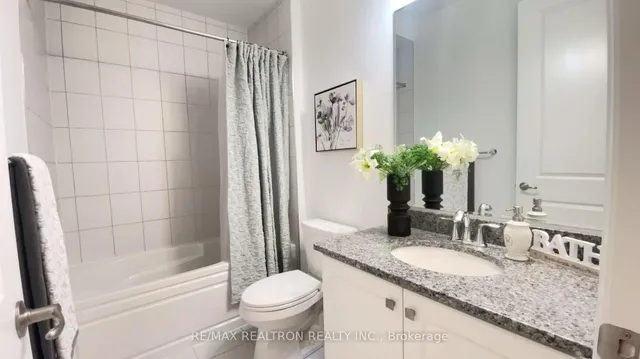 Additional image 6 of 1444 Varelas Passage