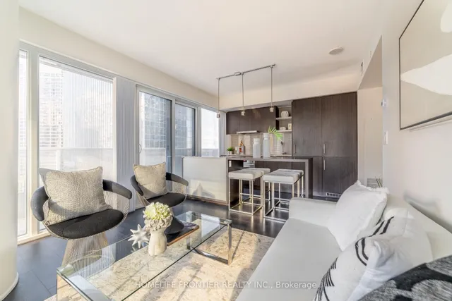 Additional image 4 of 88 Harbour St Unit 1207