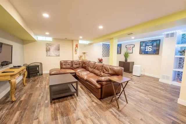 Additional image 35 of 23 Wadsworth Circ