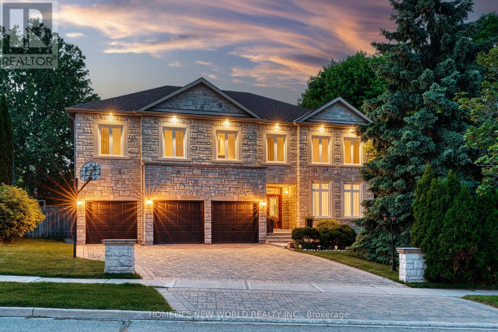 Property image for 92 BOAKE TRAIL|Richmond Hill (Bayview Hill), Ontario L4B3H1