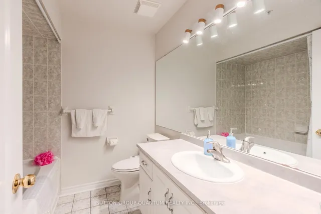 Additional image 7 of 3531 Lake Shore Blvd Unit 105